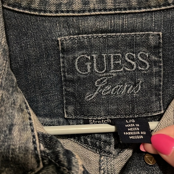 Guess Y2K Vintage Distressed Jean Denim Jacket Stretch Size Large w Gold Paint - Picture 9 of 10